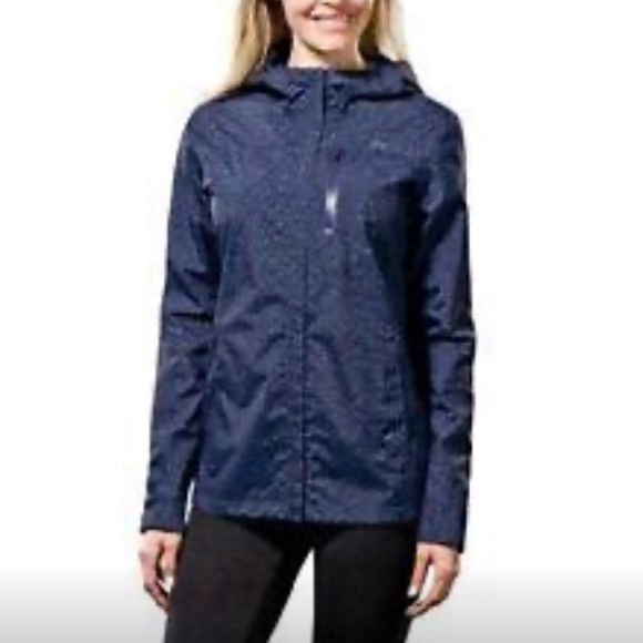 seam sealed rain jacket